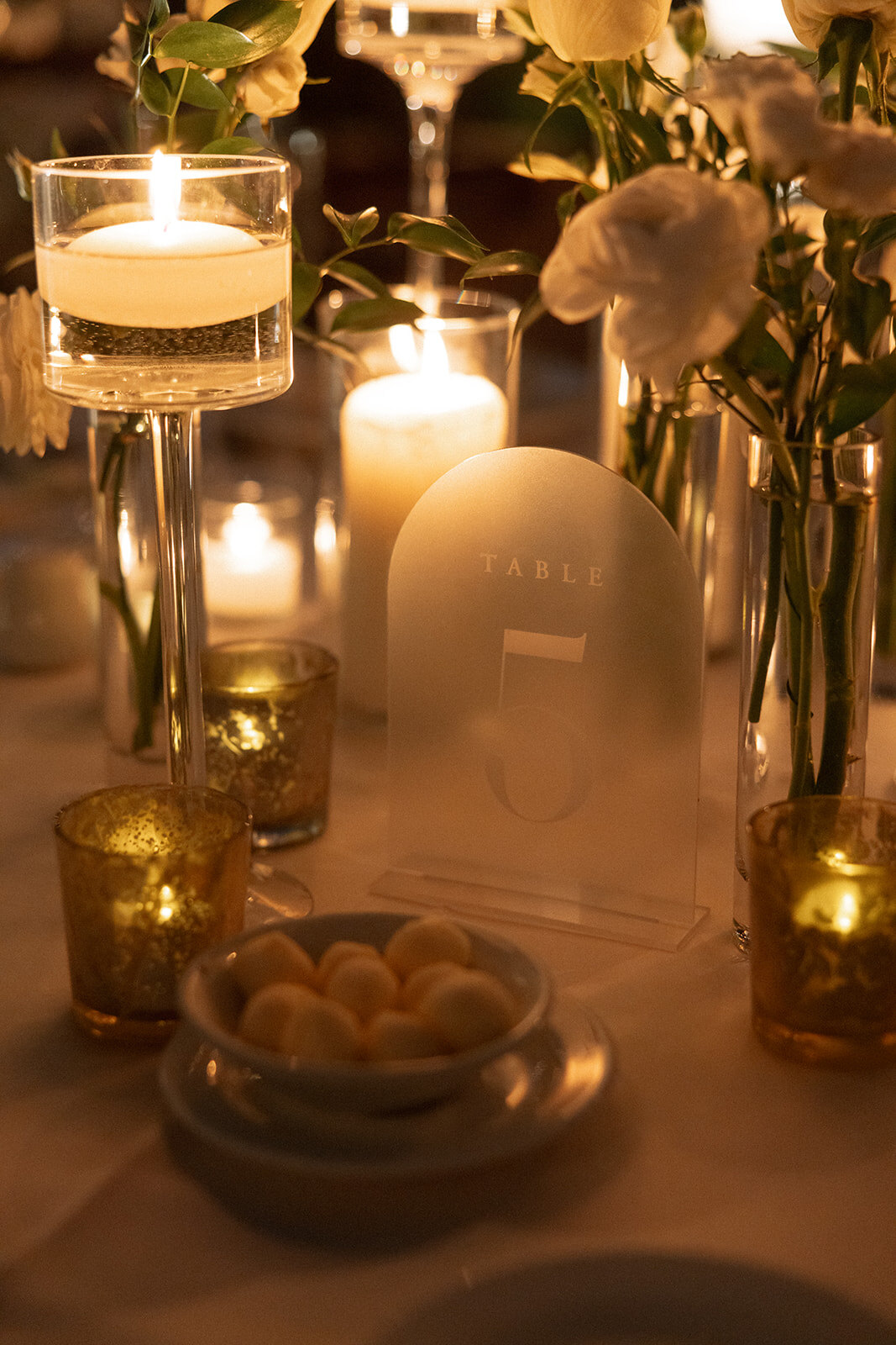 Family portraits and candlelit reception at Royal Palms